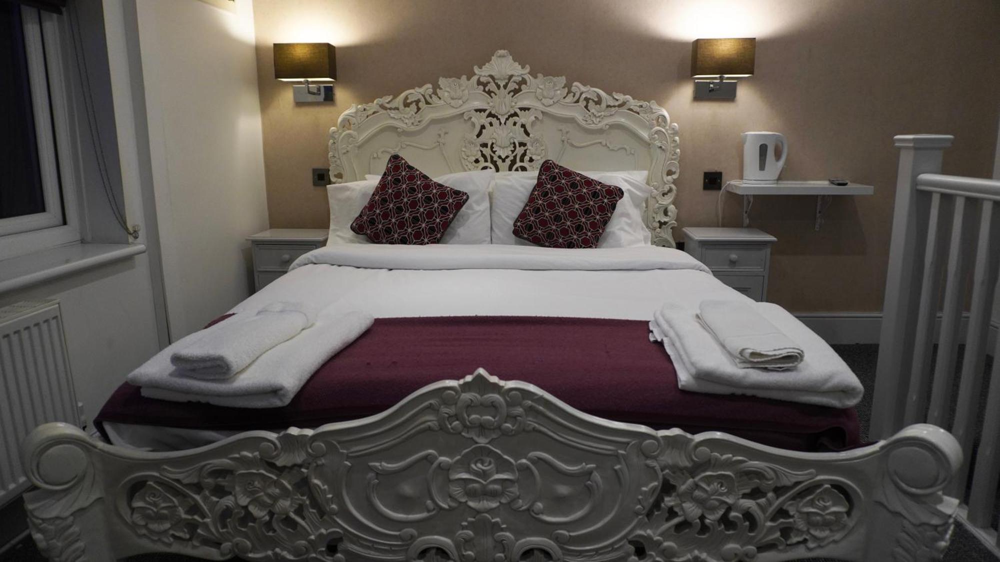 Hotel The Bell Shifnal Exterior foto